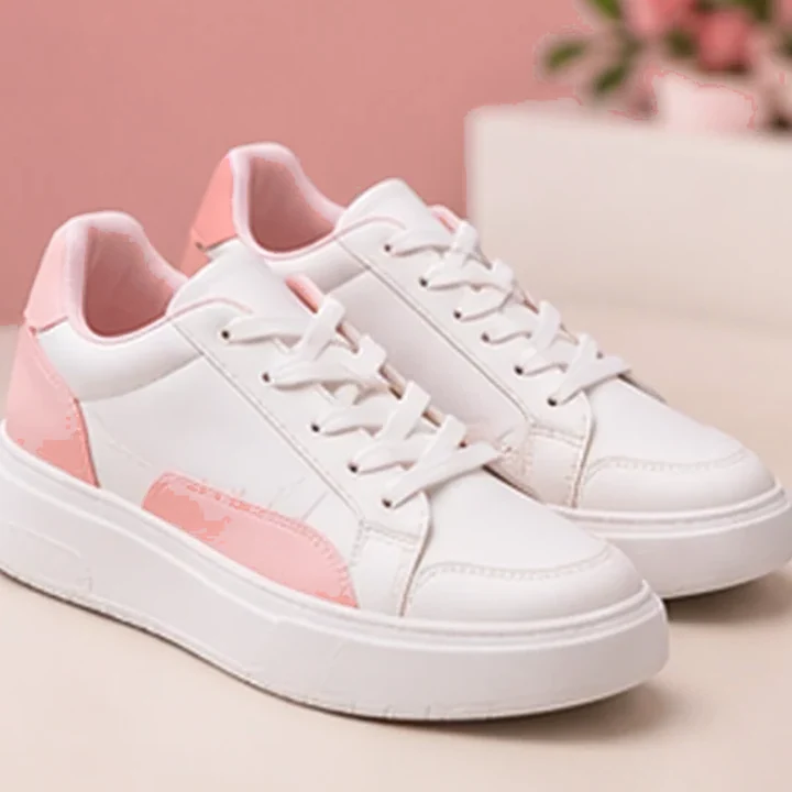 Zapatillas blancas con rosa · Coral
